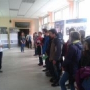 Deviataci na výstave